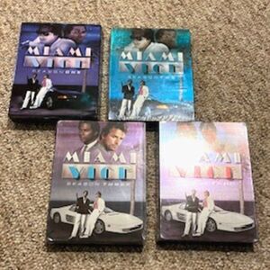 Miami Vice T.V. Series 1984-1990 (Dvd's) . Season's 1-4 Complete